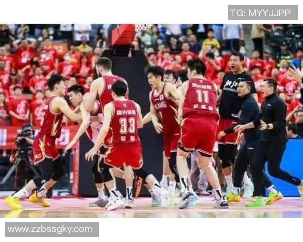 深入分析上海篮球队的快速转换战术及其战术优势与挑战